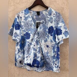 Violet b. Floral Blue and White Women's Top